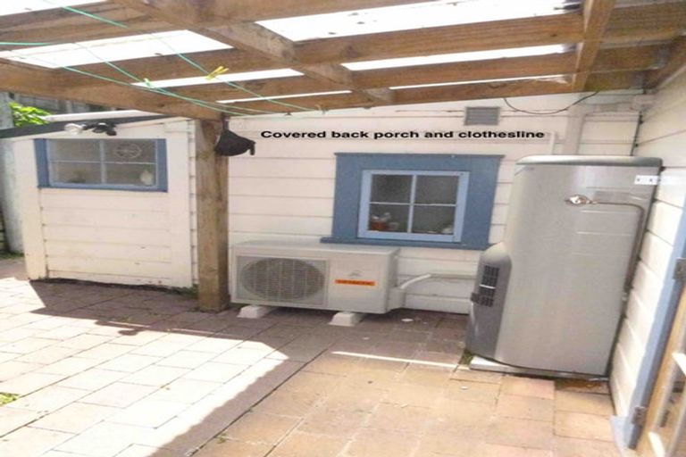 Photo of property in 124 Aro Street, Aro Valley, Wellington, 6021