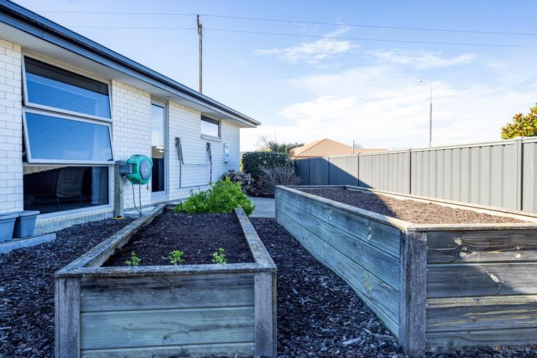 Photo of property in 24 Tancred Street, Geraldine, 7930