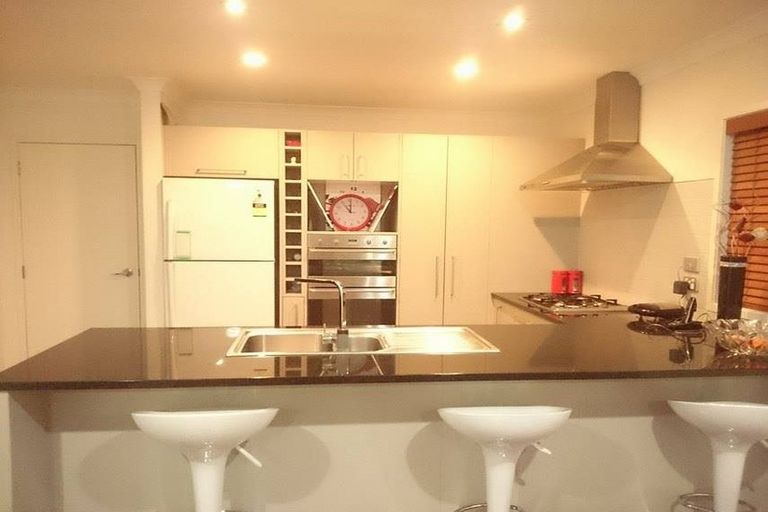Photo of property in 21 Kestev Drive, Flat Bush, Auckland, 2016