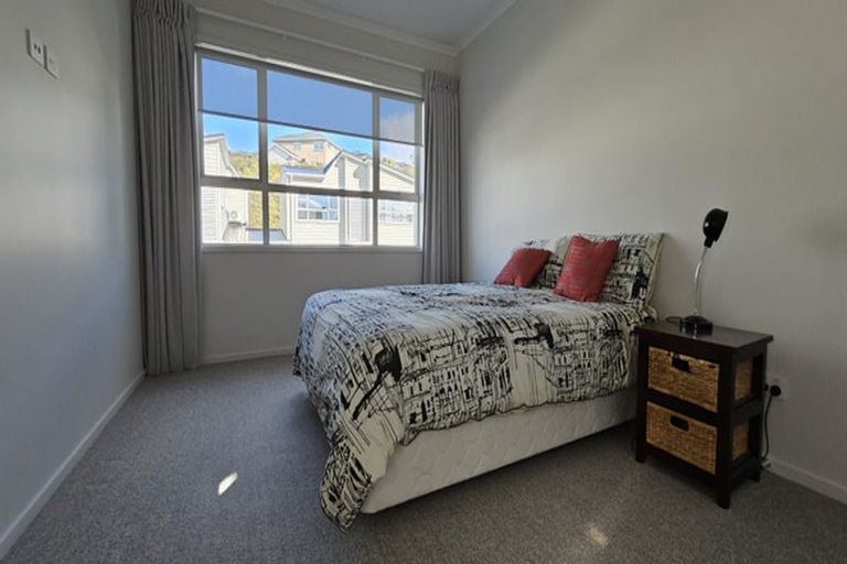 Photo of property in 73 Karepiro Drive, Stanmore Bay, Whangaparaoa, 0932