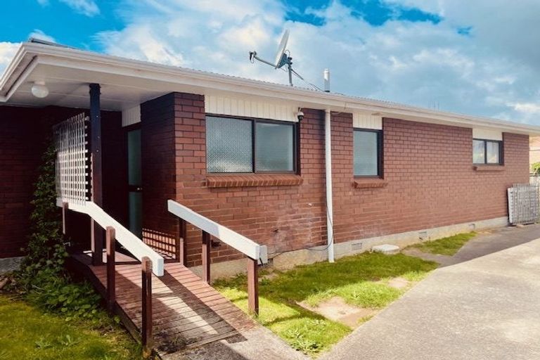 Photo of property in 80 Michael Road, Paraparaumu Beach, Paraparaumu, 5032