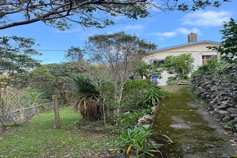 Photo of property in 16 Asquith Terrace, Brooklyn, Wellington, 6021