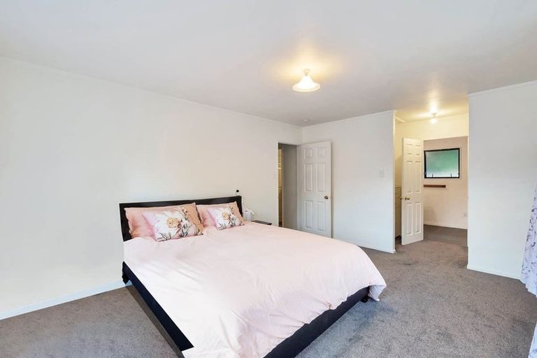 Photo of property in 58b Don Buck Road, Massey, Auckland, 0614