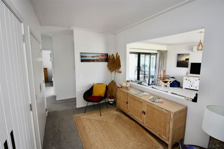 Photo of property in 70 Leeward Drive, Whitianga, 3510