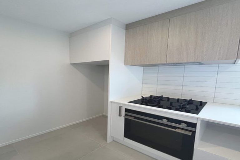 Photo of property in 5 Ngakoro Road, Karaka, Papakura, 2113