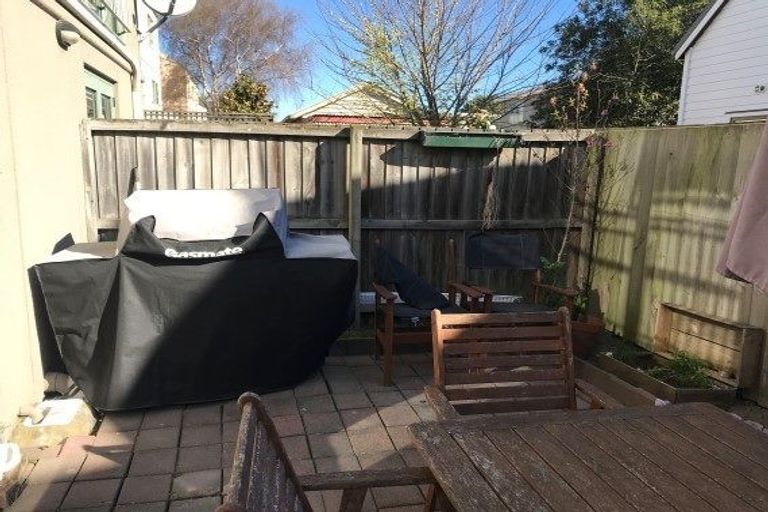 Photo of property in 7/252 Worcester Street, Christchurch Central, Christchurch, 8011