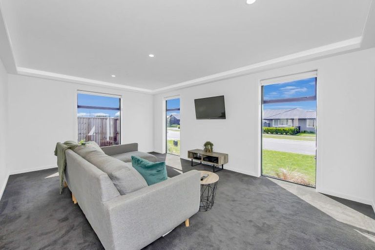 Photo of property in 28 Falcon Road, Rolleston, 7615