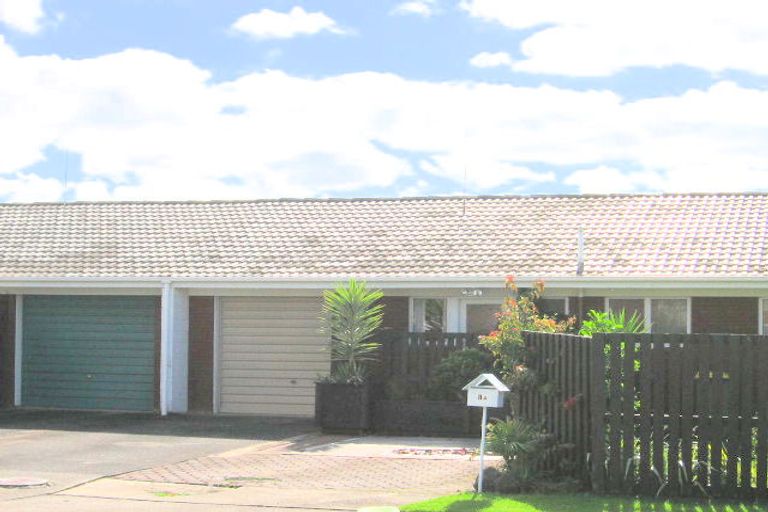 Photo of property in 8b Vivian Wilson Drive, Eastern Beach, Auckland, 2012
