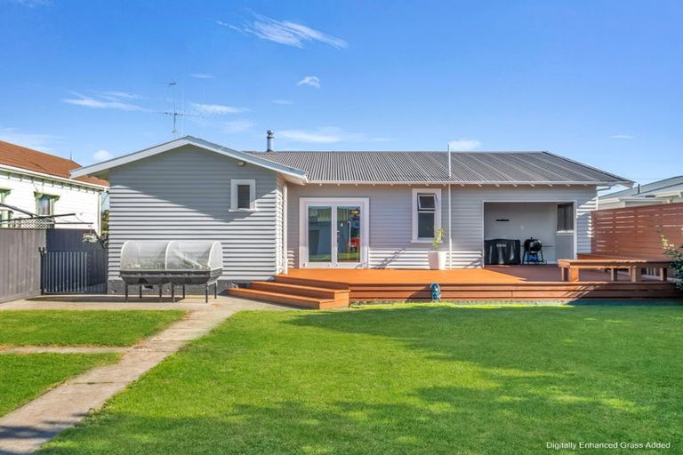 Photo of property in 14 Kings Avenue, Gonville, Whanganui, 4501