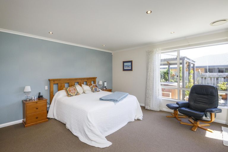Photo of property in 224 Victoria Avenue, Hokowhitu, Palmerston North, 4410