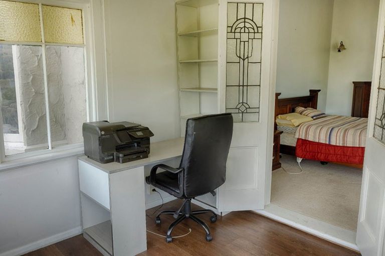 Photo of property in 20 Adderley Terrace, Ravensbourne, Dunedin, 9022