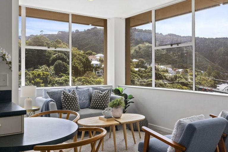 Photo of property in Terrace Tower Apartments, 8e/126 The Terrace, Wellington Central, Wellington, 6011