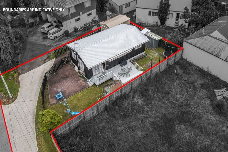 Photo of property in 67b Manuroa Road, Takanini, 2112