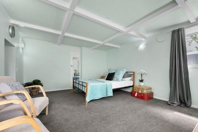 Photo of property in 8 Cedar Street, Maungaraki, Lower Hutt, 5010