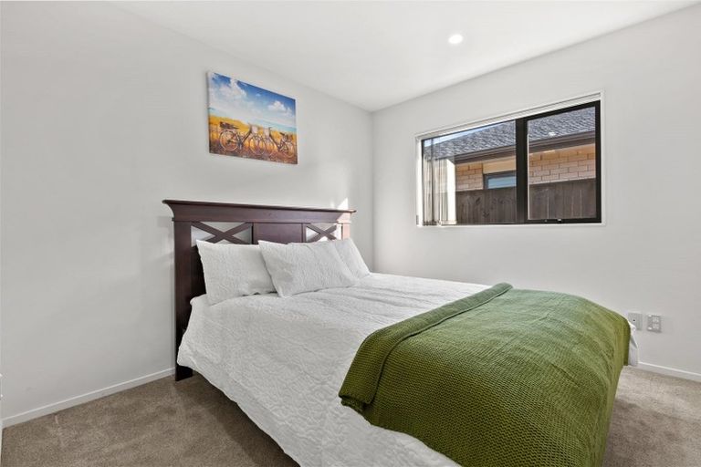 Photo of property in 8 Silver Beech Street, Takanini, 2110