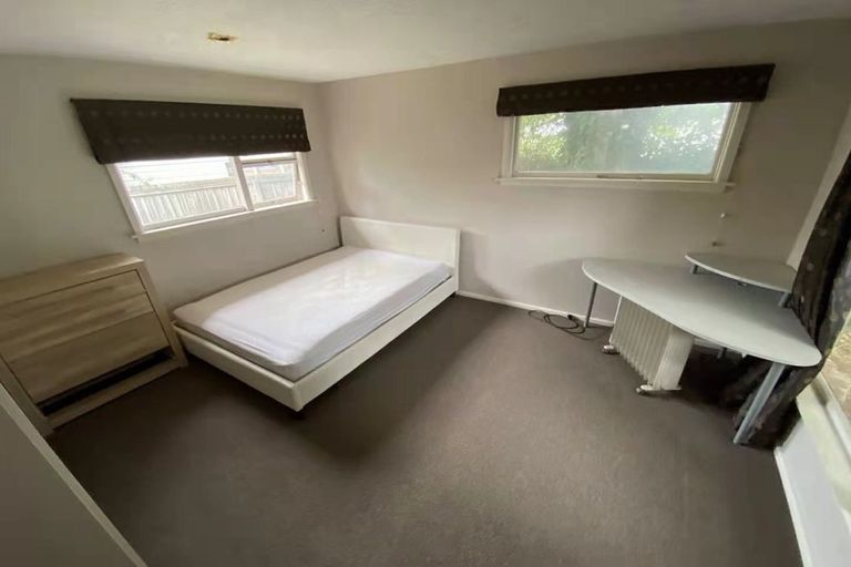 Photo of property in 66 Staveley Street, Avonhead, Christchurch, 8042