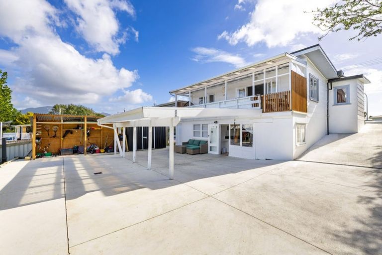 Photo of property in 70 Wainui Road, Raglan, 3225