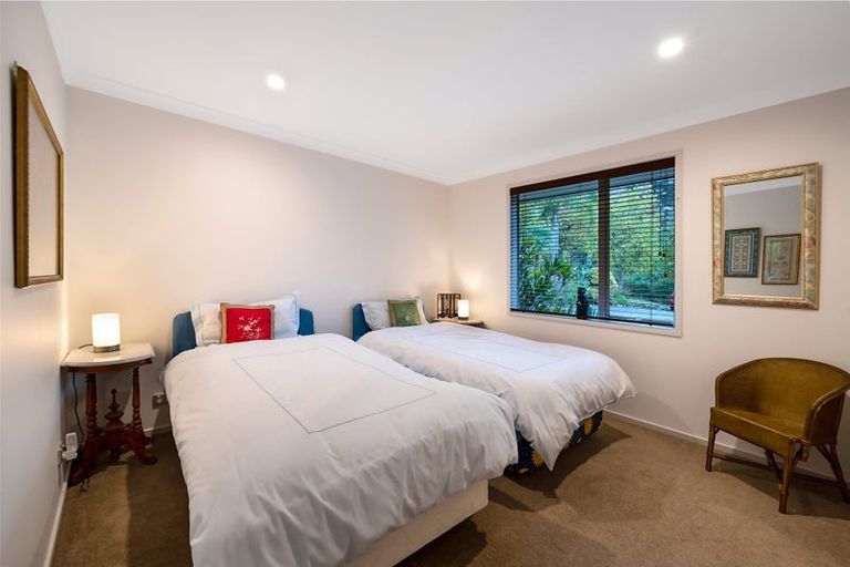 Photo of property in 33 Mudgeways Road, Massey, Auckland, 0614