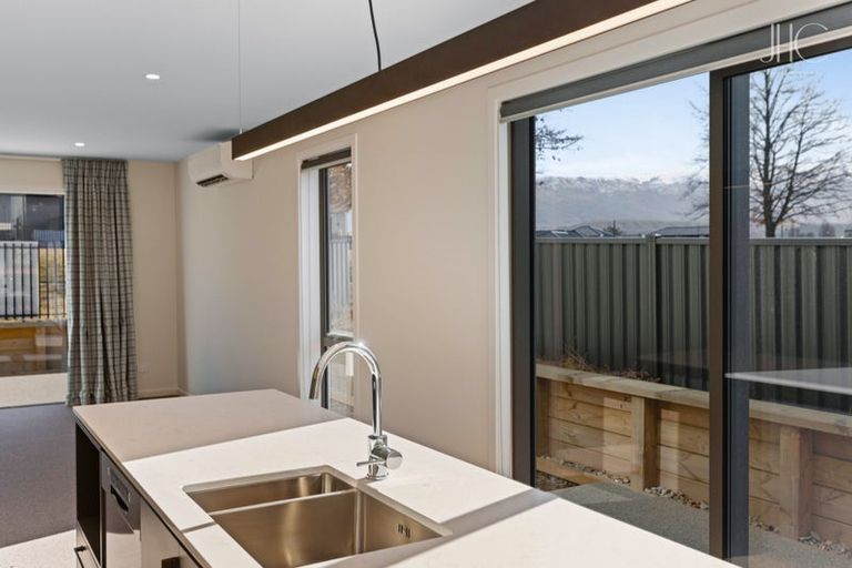 Photo of property in 28 Woods Crescent, Cromwell, 9310