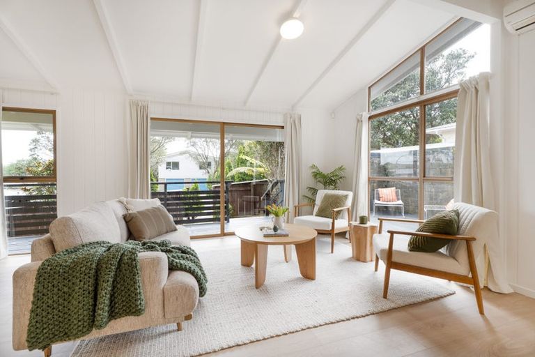 Photo of property in 101 Stewart Drive, Johnsonville, Wellington, 6037