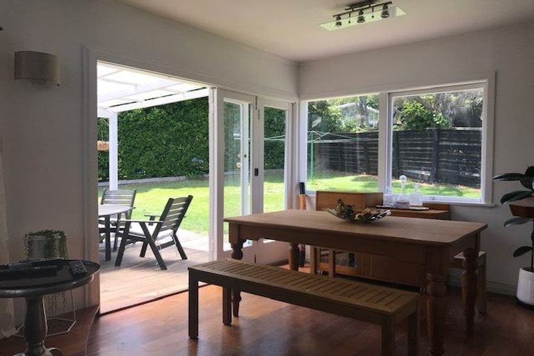 Photo of property in 23 Lanigan Street, Birkdale, Auckland, 0626