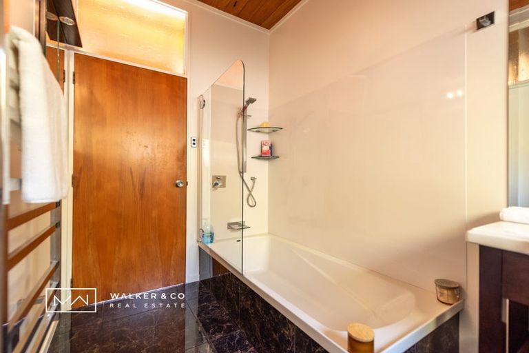 Photo of property in 41 Fendalton Crescent, Pinehaven, Upper Hutt, 5019