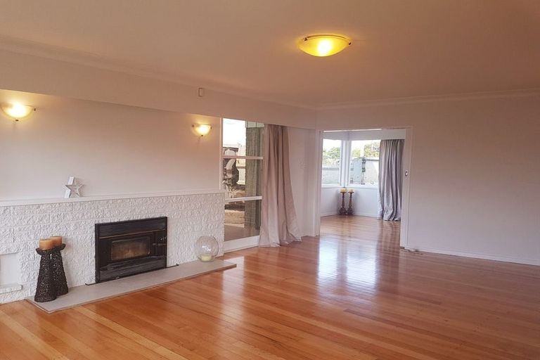 Photo of property in 24a Grove Road, Papakura, 2110
