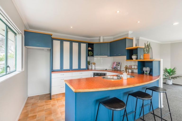 Photo of property in 20a Martin Road, Paraparaumu Beach, Paraparaumu, 5032