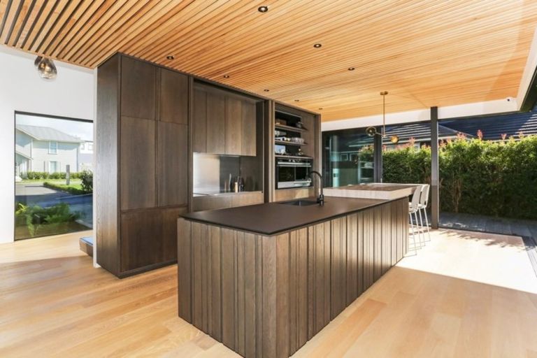 Photo of property in 8 Edgewater Drive, Karaka, Papakura, 2113