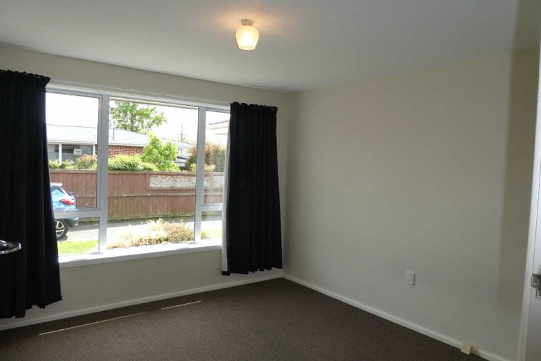 Photo of property in 271 Avonhead Road, Avonhead, Christchurch, 8042