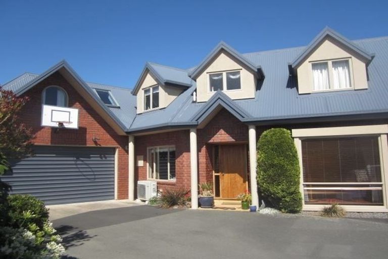 Photo of property in 7a Nortons Road, Avonhead, Christchurch, 8042