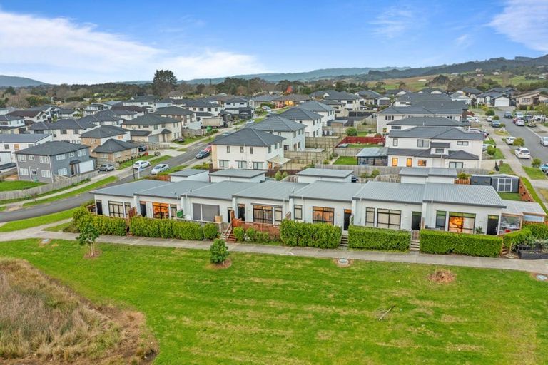 Photo of property in 7 Kapuarangi Lane, Papakura, 2110