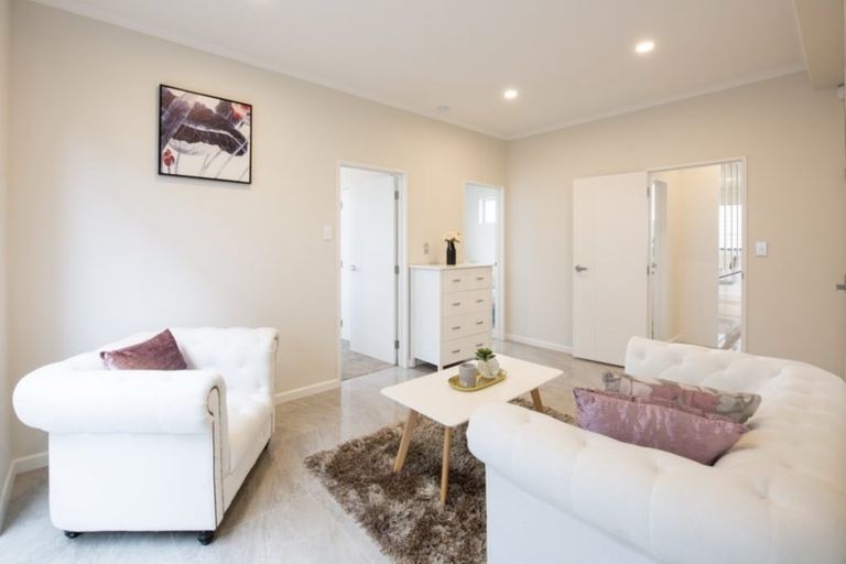 Photo of property in 11 Drover Close, Flat Bush, Auckland, 2019