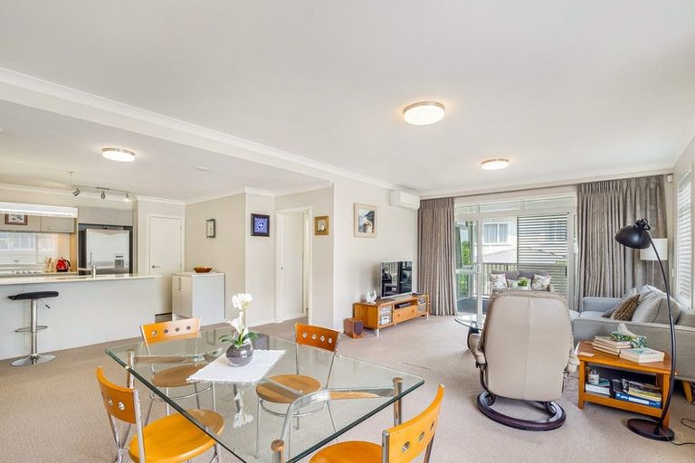 Photo of property in 72 Landmark Terrace, Orewa, 0931