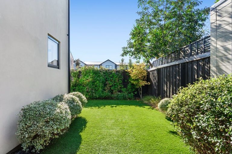 Photo of property in 5/64 Brockworth Place, Riccarton, Christchurch, 8011