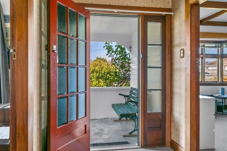 Photo of property in 19 Princes Street, Levin, 5510