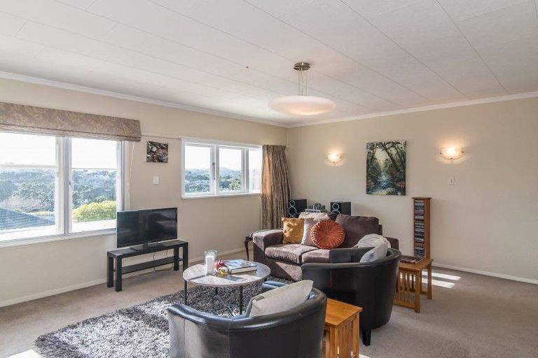 Photo of property in 169 Broderick Road, Johnsonville, Wellington, 6037