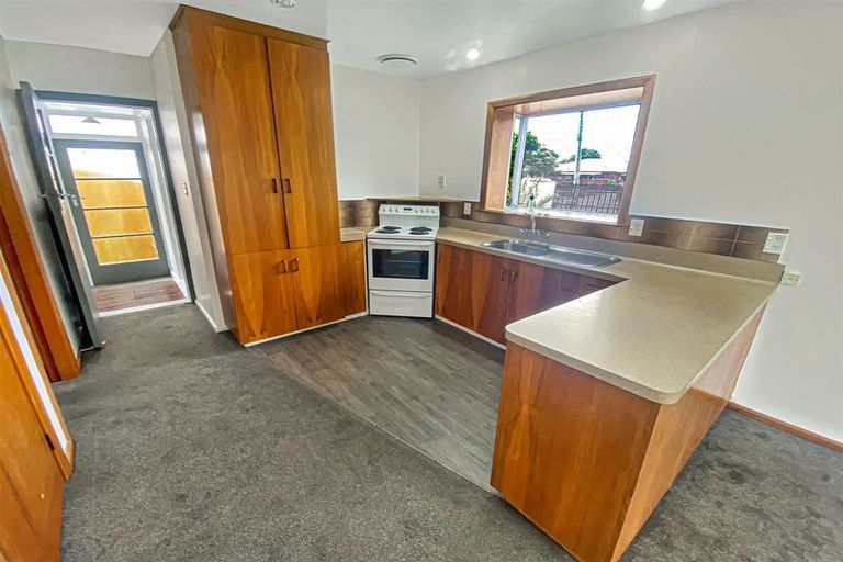 Photo of property in 84 Merrin Street, Avonhead, Christchurch, 8042