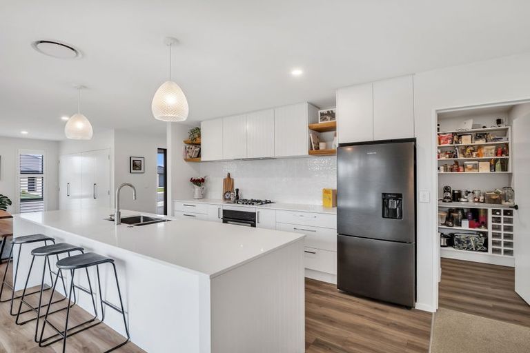 Photo of property in 13 Stackwood Avenue, Woodend, 7610