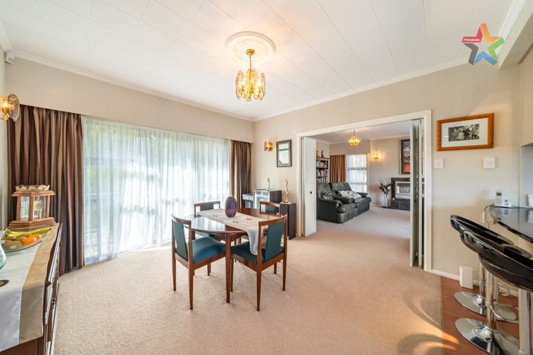 Photo of property in 18 Mimihau Grove, Wainuiomata, Lower Hutt, 5014