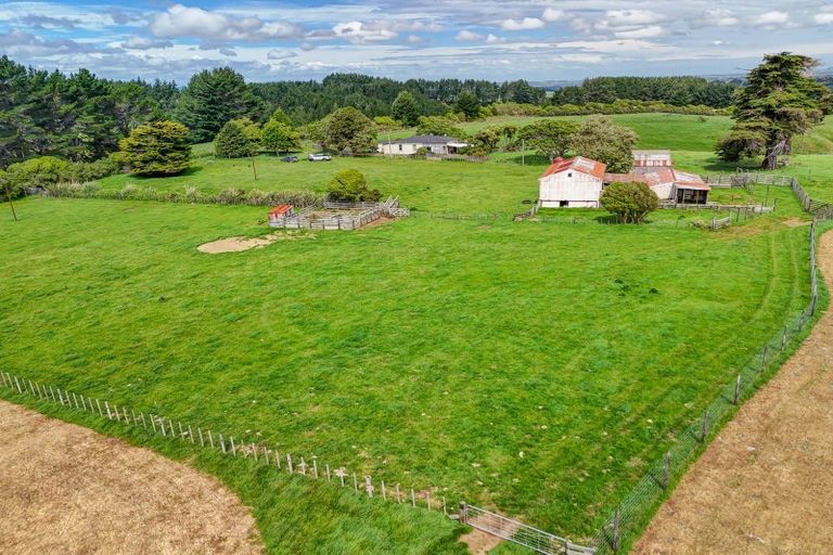 Photo of property in 1173 Karahaki Road, Waverley, 4591