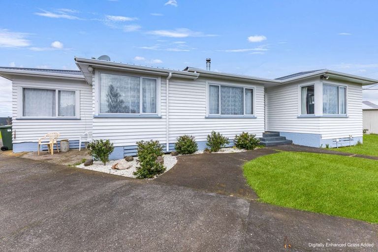 Photo of property in 17 Tuke Street, Normanby, Hawera, 4614