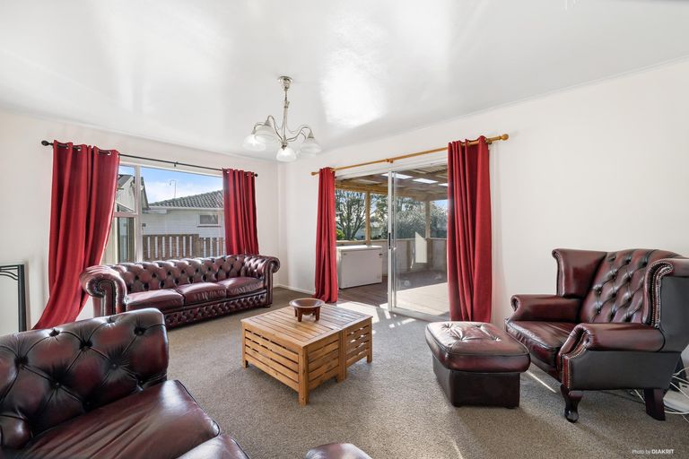 Photo of property in 26 Mascot Avenue, Mangere, Auckland, 2022