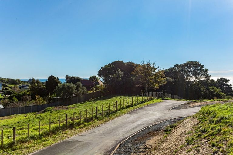 Photo of property in 68 Muri Road, Pukerua Bay, 5026