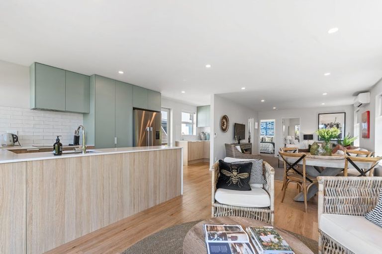 Photo of property in 1/47 Beachville Road, Redcliffs, Christchurch, 8081