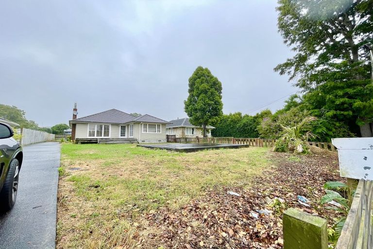 Photo of property in 13 Edwards Avenue, Henderson, Auckland, 0610