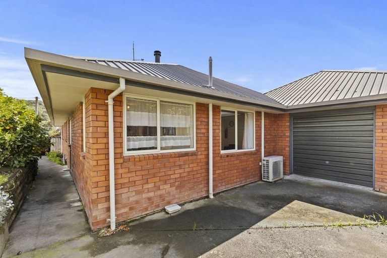 Photo of property in 157b Waikawa Road, Picton, 7220