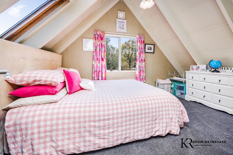 Photo of property in 2/100 Beach Road, Pahurehure, Papakura, 2113