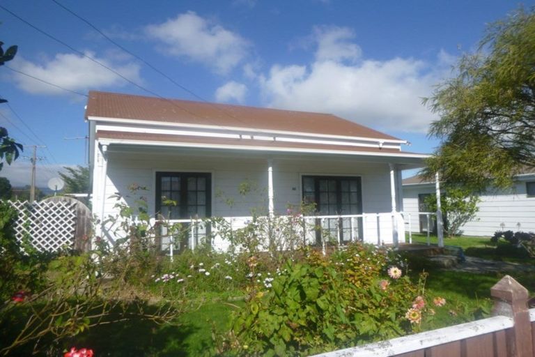 Photo of property in 40 Cobden Street, Westport, 7825