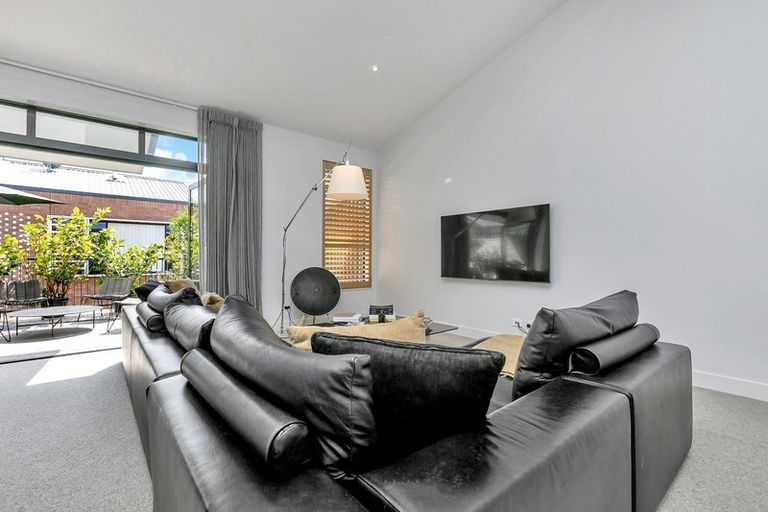 Photo of property in 4b Hastings Street, Hobsonville, Auckland, 0616